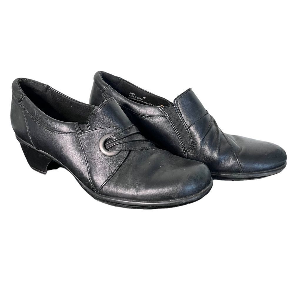 Clarks Emslie Willa Ankle Bootie Size 8.